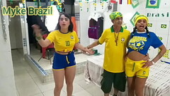 Depois  de assistir  o  jogo   da  copa  do mundo     a novinha   geovana  almeida  me covidou  para Thumb