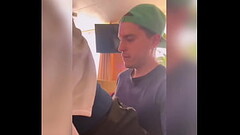 Holiday blowjob for a married man Thumb