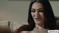 Gorgeous shemale barebacks hunk stepdad Thumb