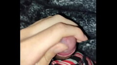 Chico con pene mediano Thumb