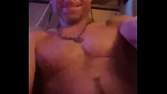 a amateur  deep Thumb