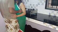 रीमा भाभी को किचन स्टैंड पर चुदाई किया मॉर्निंग में जब सब डाइनिंग हॉल में बैठे थे XXX Kitchen Sex Thumb