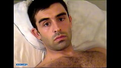 Delivery str8 guy touched by a gay in spite of himself Thumb