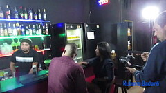 Bastidores da grava&ccedil_&atilde_o de Mc Pica dura vai a boate a se apaixona pela novinha Thumb