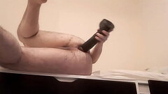 Un gros gode en entier dans mon cul Thumb