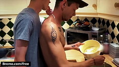 Tattooed British Vers Couple (Mickey Taylor, Ronnie Stone) Fuck Bareback And Cum - Bromo Thumb