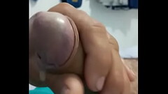 Punheta maduro peludo Thumb