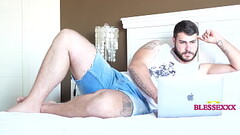 Straight man watching porn - Magic Javi Thumb