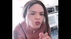 Transex Giovanna Garbi love blowjob Thumb