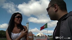 Turistas Pinadas em Lisboa Thumb