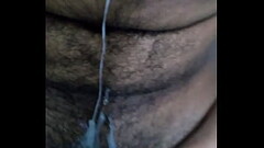 Punheta, jorrando leite quente Thumb