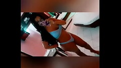 Amanda Goulart  Um Beijo Pra Todos Meus Seguidores E F&atilde_s Obrigada Thumb
