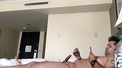 Masturbating to porn Thumb