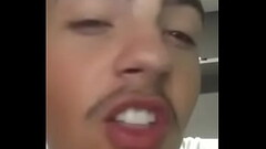 NOVINHO F&Eacute_RTIL MOSTRA SUA ENCANTADOR L&Iacute_NGUA DOCE Thumb